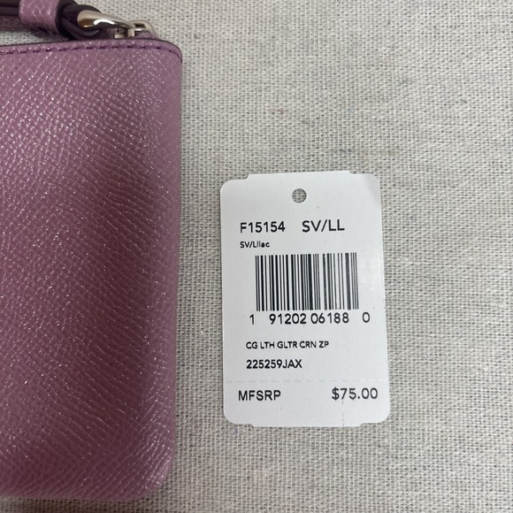 NWT Coach Lilac Purple Zip Wristlet Cross Grain Leather Shiny Metallic‎ Shimmer - Picture 3 of 9